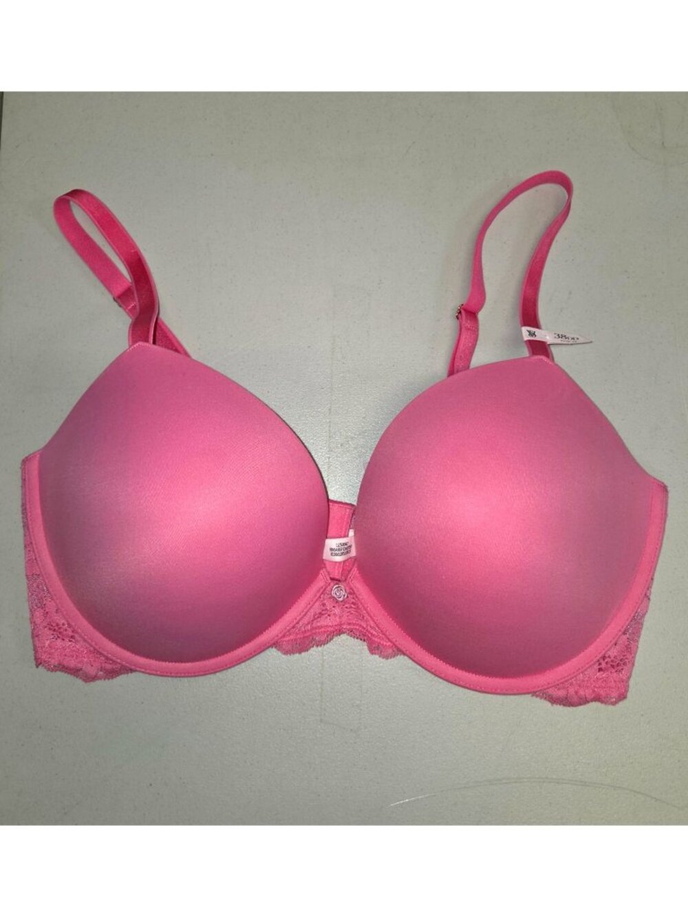 Victorias Secret 38DD Pink Lace Push-Up Bra Dream Angels 4599